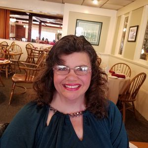 Meet your Posher, Debbie